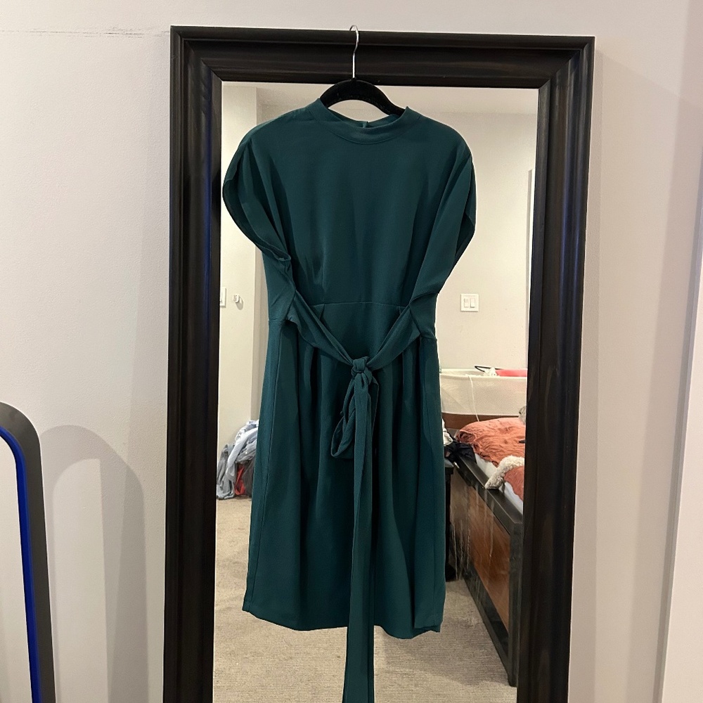 Closet London Maternity belted tie waist mini dress in emerald green